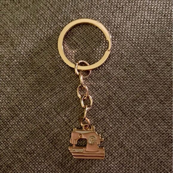 Sewing Machine Charm  Keychain - Picture 3 of 7